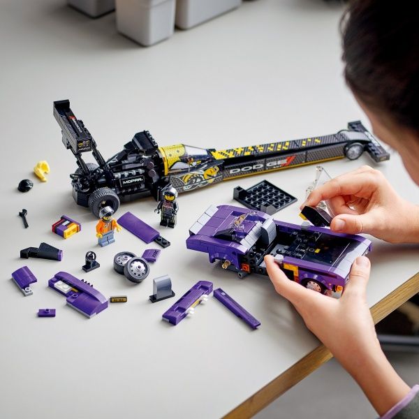 Конструктор LEGO Speed Champions Mopar Dodge//SRT Top Fuel Dragster and 1970 Dodge Challenger T/A 76904