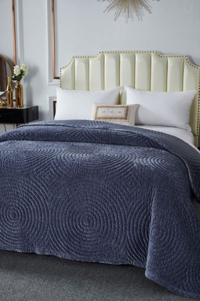 Покривало Velvet Circle 240x260 см La Nuit сірий 