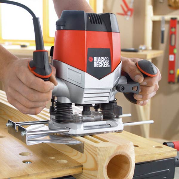 Фрезер Black&Decker KW900EKA