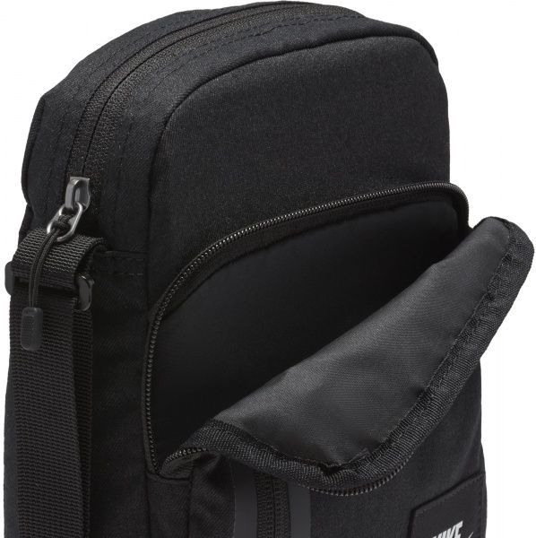Сумка Nike Tech Small Items DC7355-010 черный 