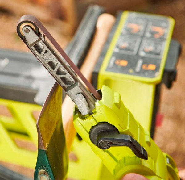 Ленточная шлифмашина RYOBI R18PF-0