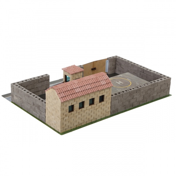 Конструктор из мини-кирпичиков Wise Elk Военная база 70828