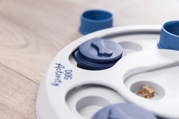 Игрушка для собак Trixie Dog Activity Flip & Fun стратегия интерактивная пластик 23 см (32001)