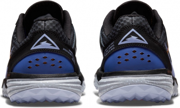 Кроссовки Nike Juniper Trail CW3809-005 р.38,5 US 7,5 24,5 см черно-фиолетовый