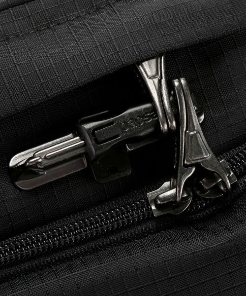 Рюкзак Pacsafe Vibe 25 13.3