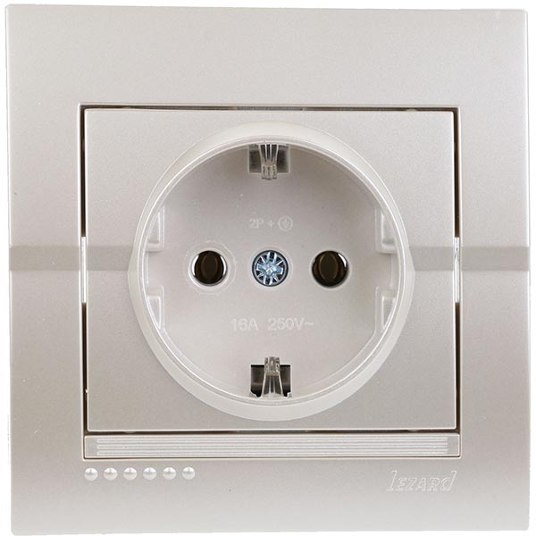 Розетка с заземлением Lezard Deriy 16 А 250 В без шторок жемчужно-белый 702-3030-122B