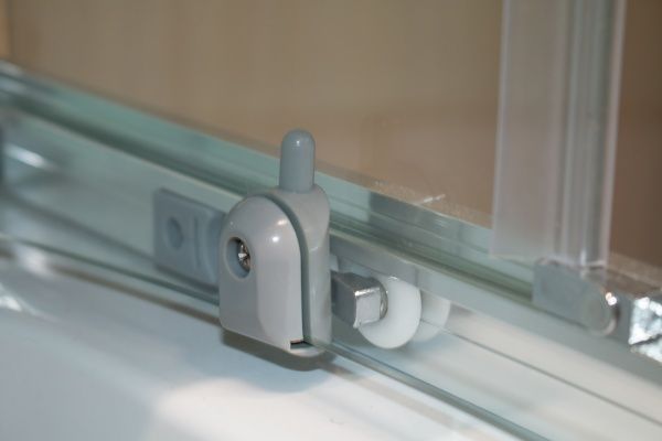 Гідромасажний бокс Water House WH -260 120x80 R профіль хром, скло прозоре