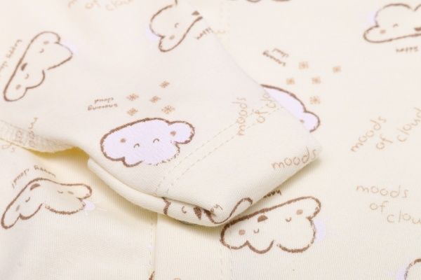 Комбінезон унісекс Bembi КБ4 р.62 молочний із малюнком 