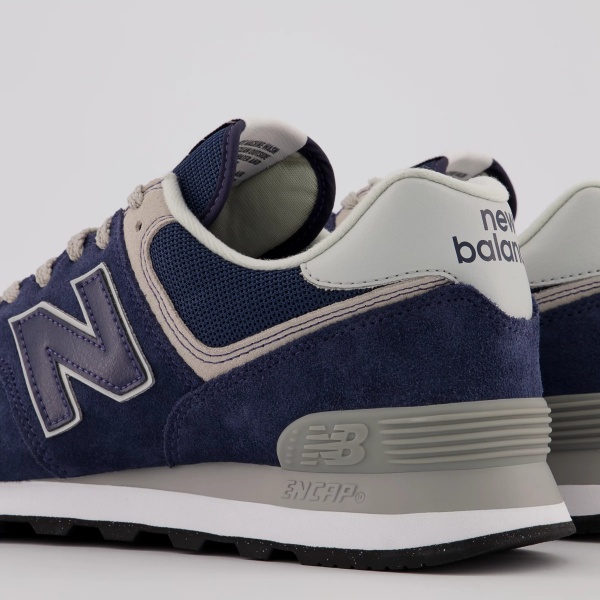 Кроссовки New Balance ML574EVN р.42,5 синий