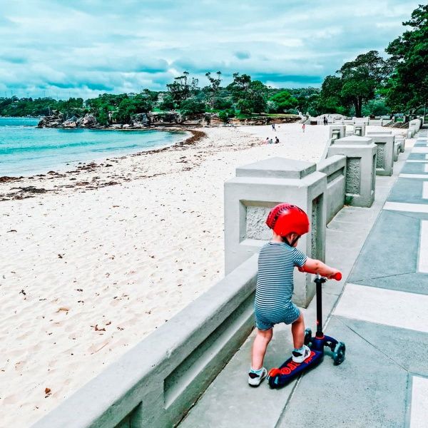 Самокат Micro Mobillity Systems Mini Deluxe LED синий MMD118 