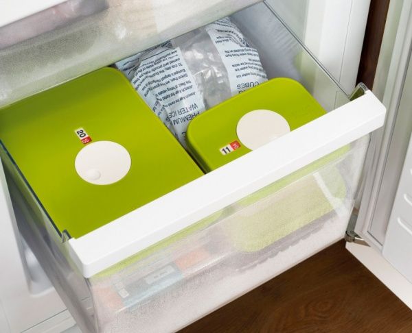 Контейнер пищевой з датою 2,4 л Joseph Joseph