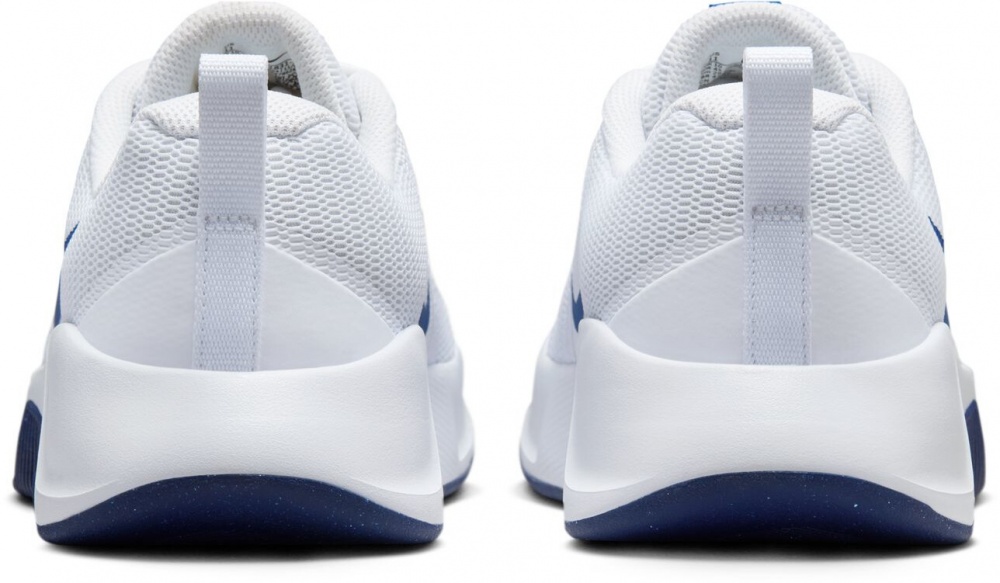 Кроссовки мужские Nike MC TRAINER 3 FQ1831-103 р.45 белые