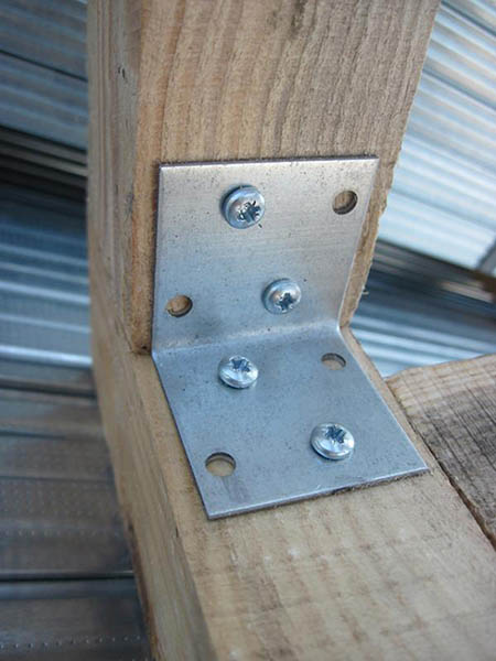 Уголок перфорированный Profstal равносторонний 80x80x60 мм 2,5 мм