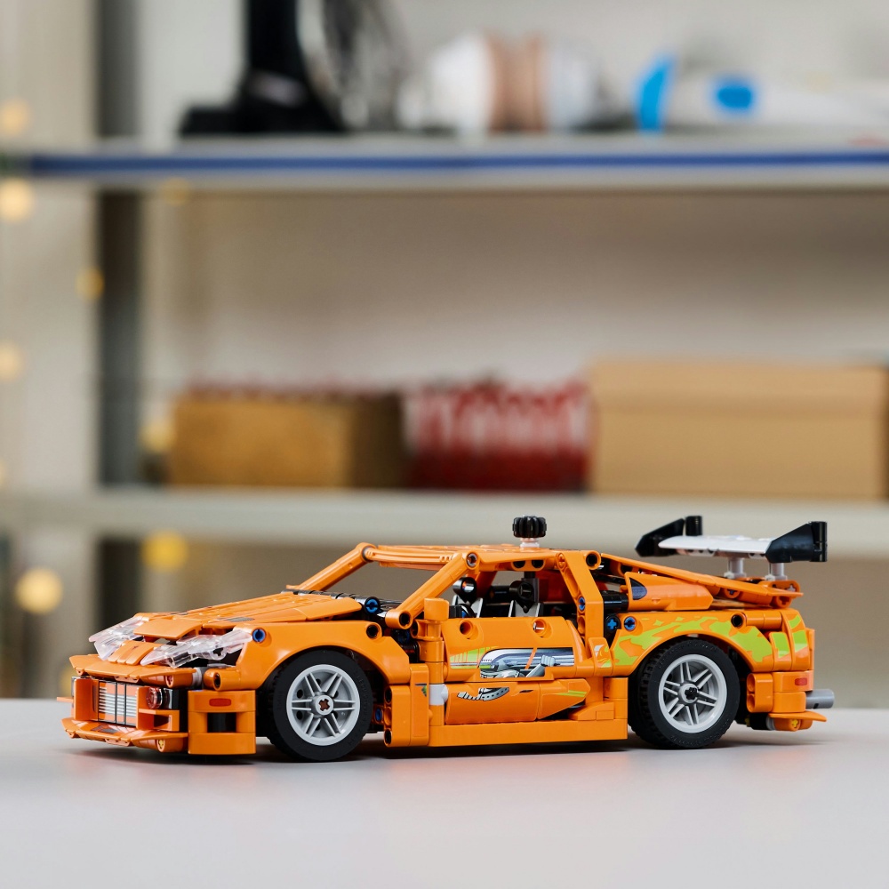 Конструктор LEGO Technic Fast and Furious Toyota Supra MK4 42204