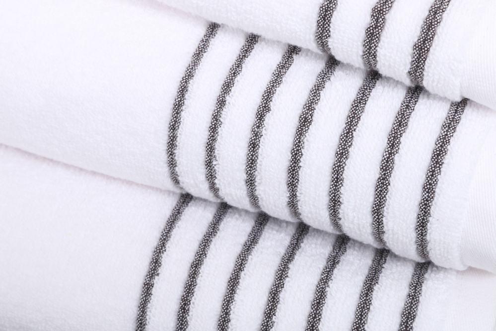 Рушник махровий Gintare 30x50 см білий із коричневим La Nuit