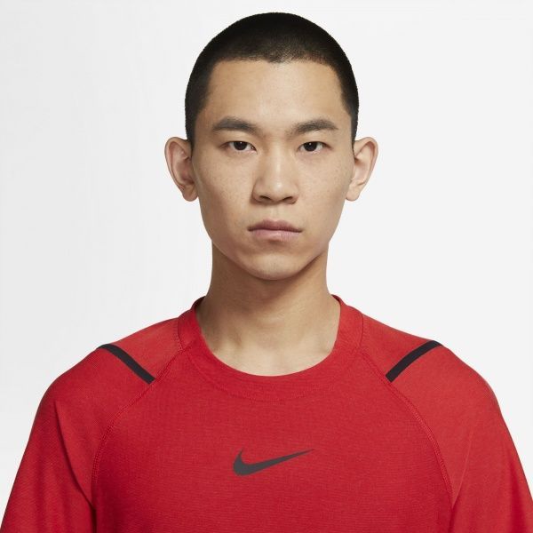 Футболка Nike M NP TOP SS NPC CU4989-657 S червоний
