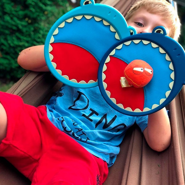 Игровой набор Battat АКУЛЫ-Ловушки (2 ракетки-липучки, мячик) BX1553Z