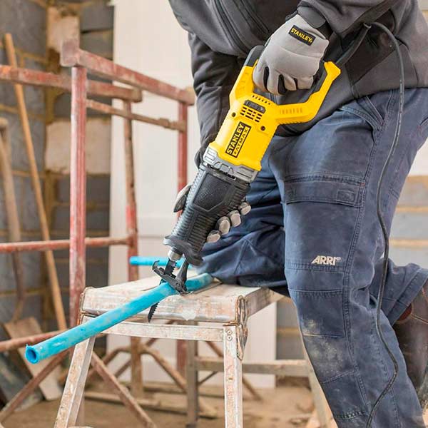 Пила сабельная Stanley FatMax FME360