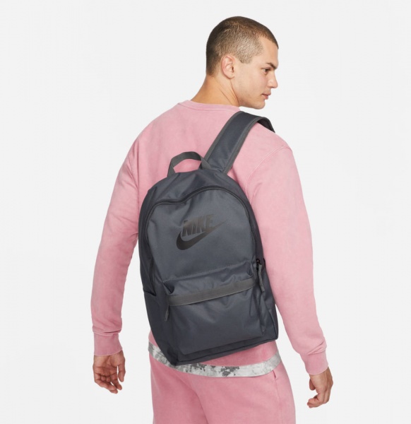 Рюкзак Nike Heritage DC4244-069 20 л чорний