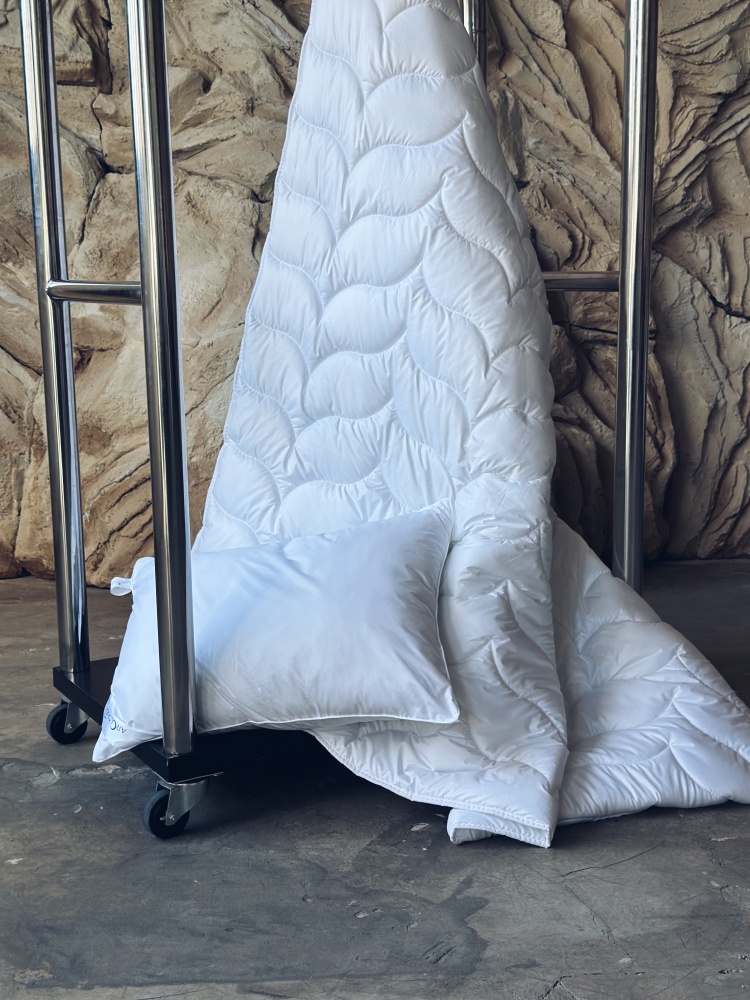 Одеяло демисезонное евро премиум софт Chill Out 140x205 см ARCLOUD