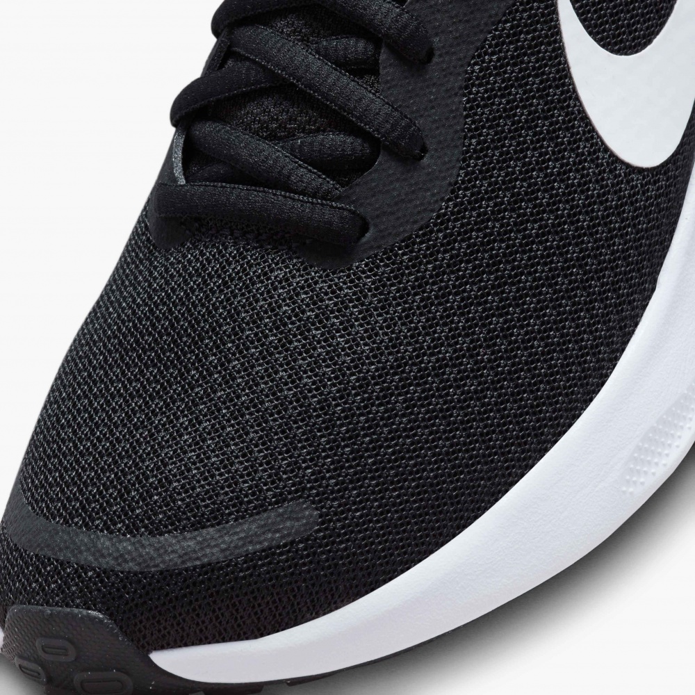 Кроссовки женские Nike REVOLUTION 7 FB2208-003 р.38,5 черные