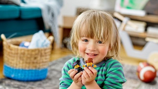 Конструктор LEGO Duplo Гости Эммета и Люси с планеты 10895