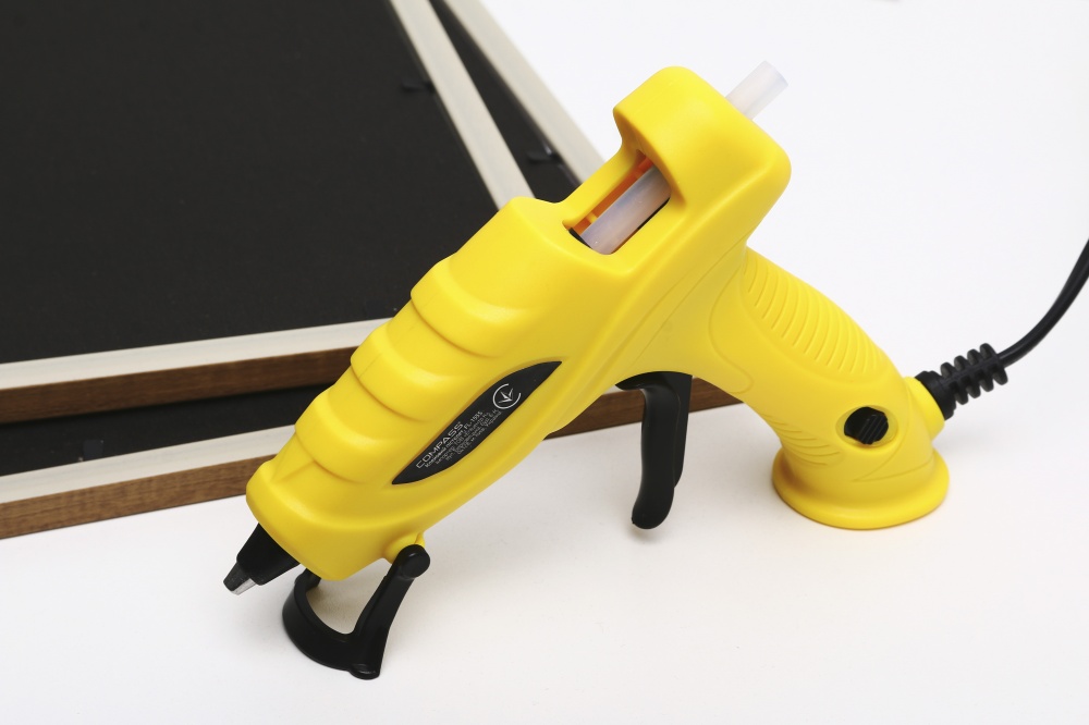 Пистолет клеевой Compass FL-155S