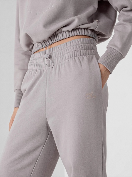 Брюки 4F D4L21-SPDD241-52S р. M белый