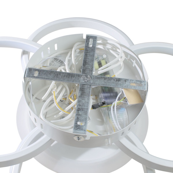 Світильник світлодіодний LED CONCEPT Sutton R 4 з пультом ДК 95 Вт білий 2800-6000-RGB К 