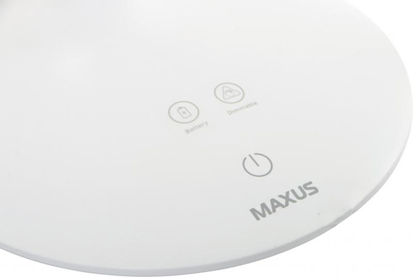 Настільна лампа офісна Maxus Desk lamp square 6 Вт білий 1-DKL-001-01 