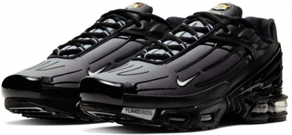 Кросівки Nike AIR MAX PLUS III CJ9684-002 р.44,5 чорний