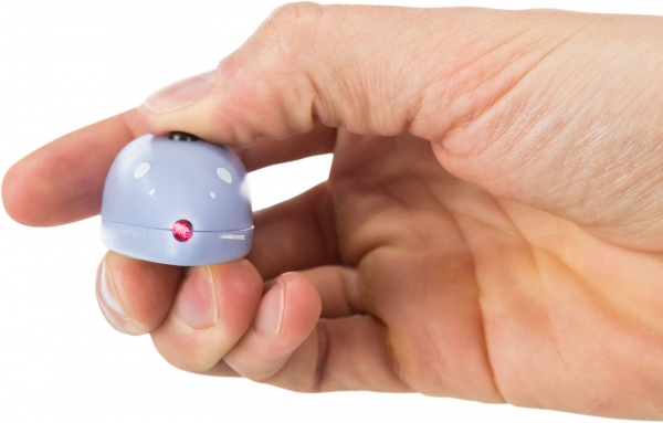 Іграшка для котів Trixie лазерна указка Catch the Light 7 см (4128)