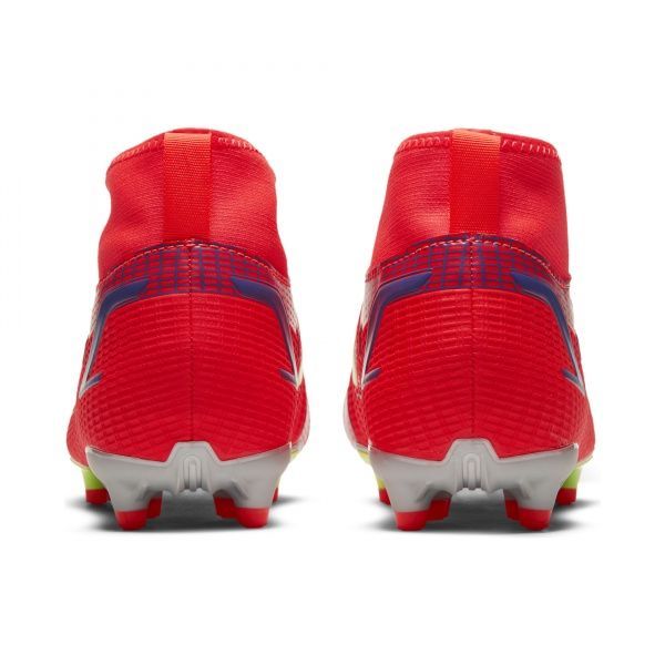 Бутсы Nike Mercurial Superfly 8Academy FG/MG CV1127-600 р. US 3,5Y красный