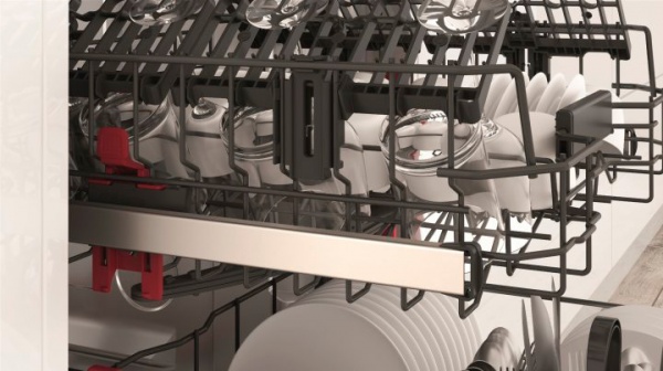 Вбудовувана посудомийна машина Whirlpool WI 7020P