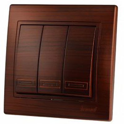 Вимикач потрійний Mira 701-0404-109 античний кедр