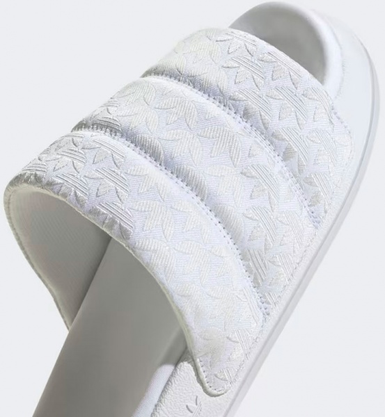 Шльопанці Adidas HQ6070 р.40 2/3 білий