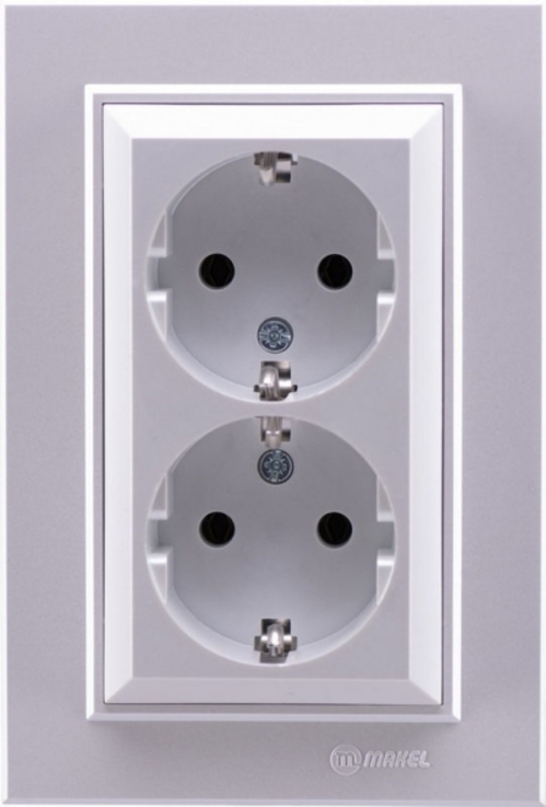 Розетка подвійна подвійна із заземленням Makel Karea IP20 перлина 56100082