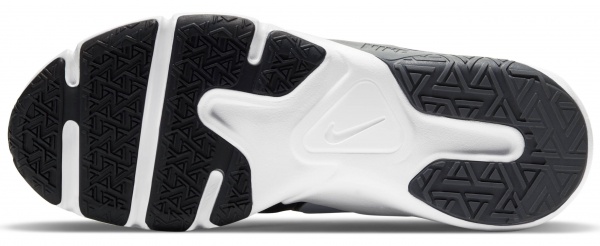 Кросівки Nike Legend Essential 2 CQ9356-014 р.US 8,5 чорно-синій