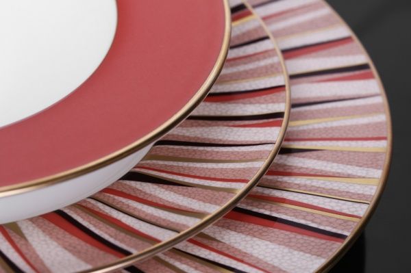 Сервиз столовый Shagreen Red 28 предметов на 6 персон Narumi