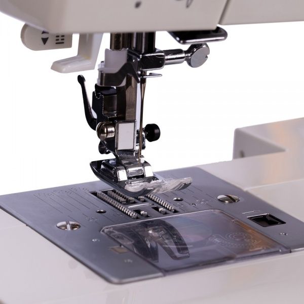Швейна машина Minerva MC110PRO 