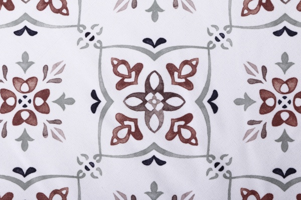 Скатерть Demetra d160 белый с рисунком Luna 