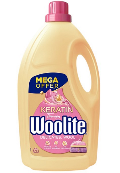 Гель для машинной и ручной стирки Woolite для шерсти и деликатных тканей с кератином 4,5 л