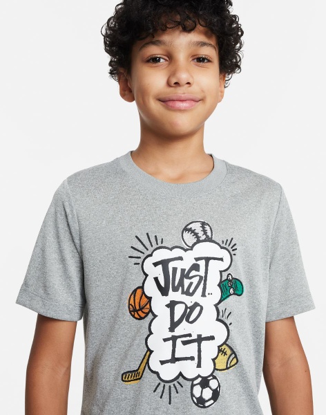 Футболка Nike B NK DF TEE JDI MULTI SPORT DX9534-074 р.XS сірий
