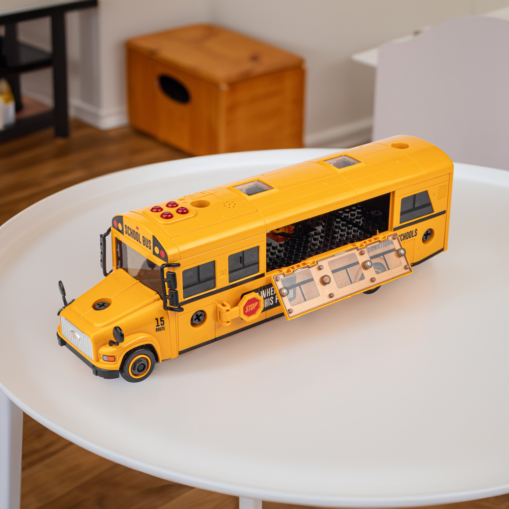 Автоконструктор Школьный автобус 1:24 532.02.03