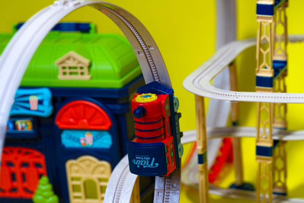 Железная дорога трюковая OTAMANKO Храбрый паровозик 532.02.29