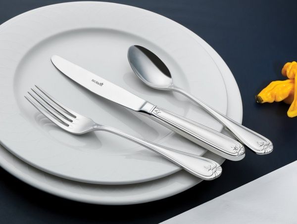 Набор столовых приборов Symphone 24 предмета 03000550 Sola