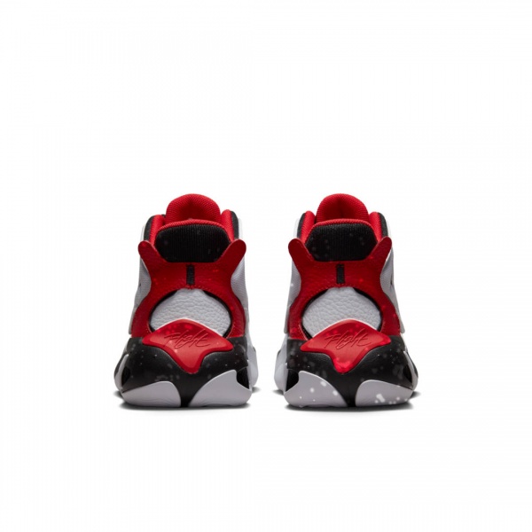 Кроссовки Nike JORDAN MAX AURA 4 DQ8404-106 р.36 белый