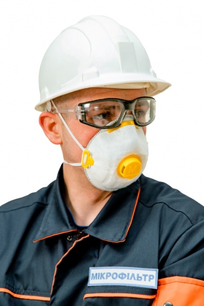 Респиратор Мікрон Ф А FFP2 с угольным фильтром и клапаном выдоха 