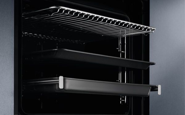 Духовой шкаф Electrolux KOEAP31WT BI Oven