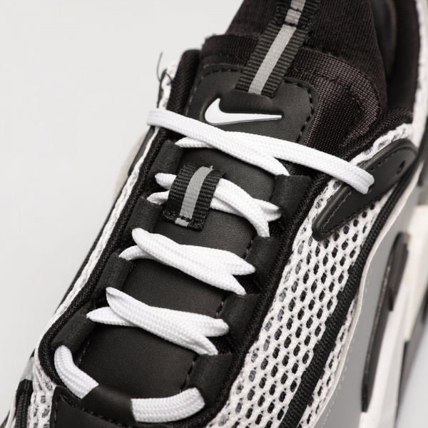 Кросівки Nike W AIR MAX FURYOSA NRG DC7350-001 р.38 чорний